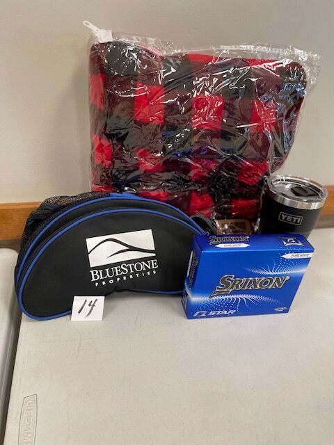Sport Bag, Blanket & Mug - value $100 (14)